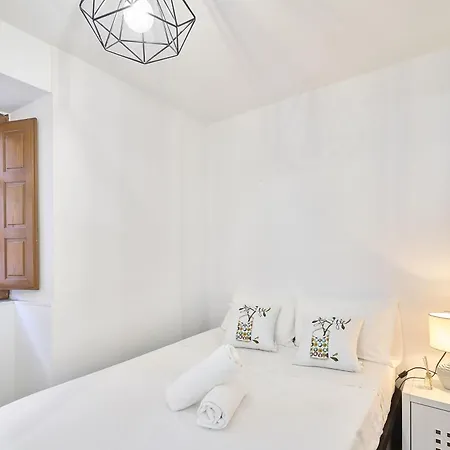 Traviesa 22 By Keyhom Apartment *