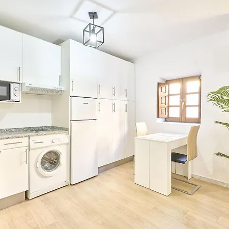 Traviesa 22 By Keyhom Apartment